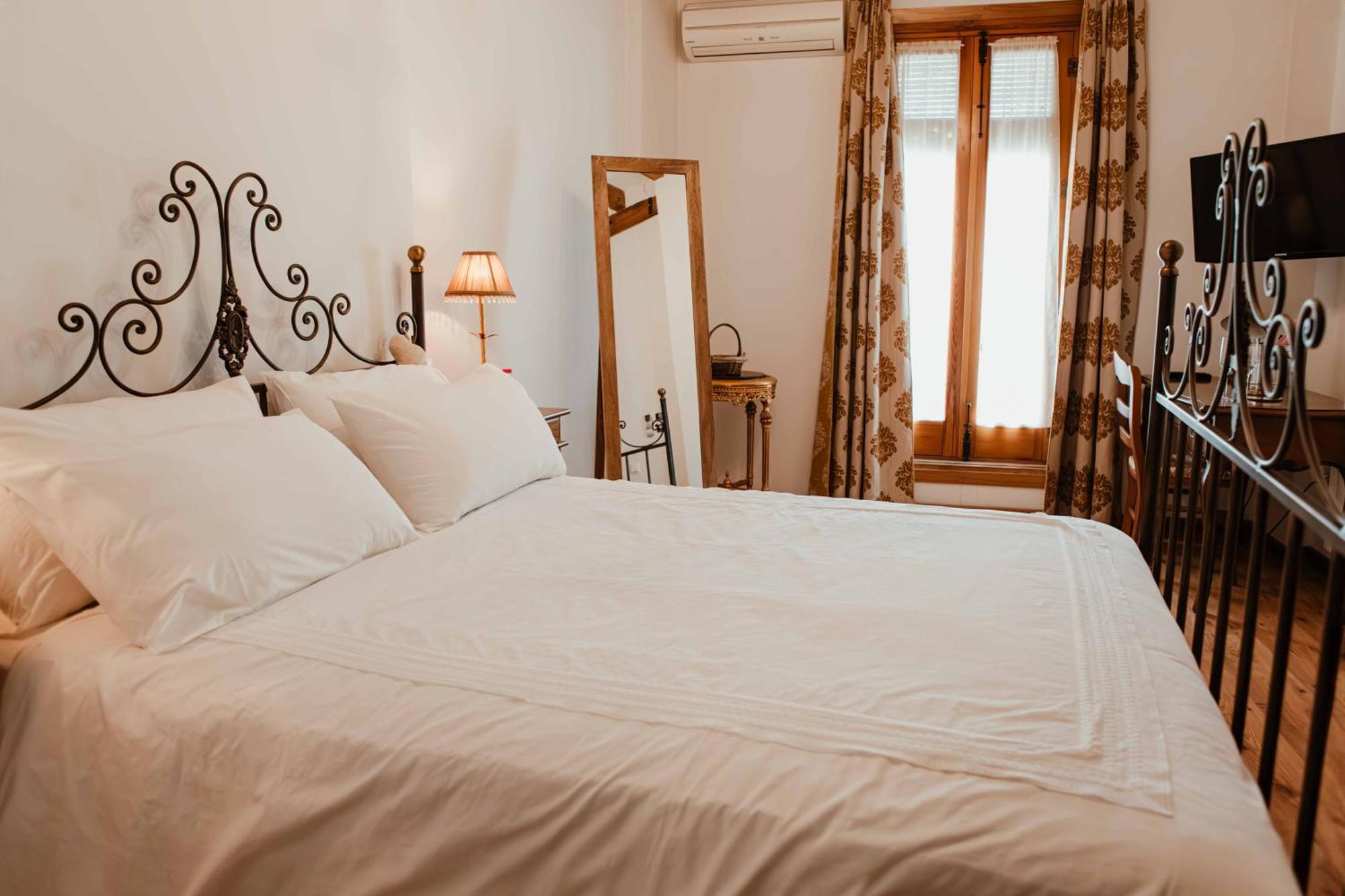 La Casona De Mahora Guest House Luaran gambar